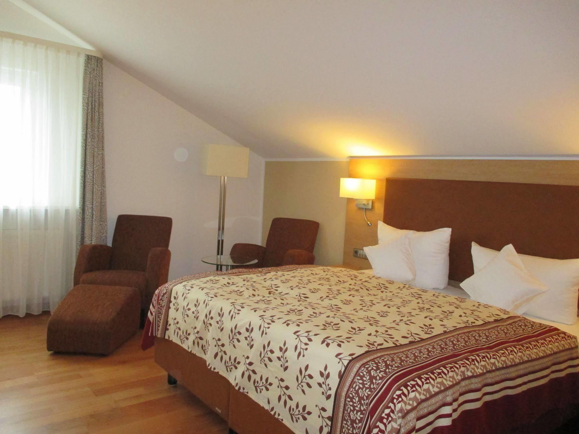 Hotel Am Yachthafen Konstancja Zewnętrze zdjęcie